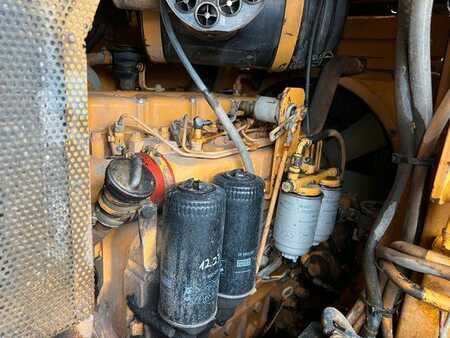 Outro 1996 Liebherr LR 622 Laderaupe / 9.594h / 1996 (18)