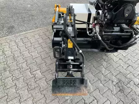 Pelle sur pneus 2025 JCB Hydradig 110W / POTHOLE PRO / nur 79h! / 2025 (10)
