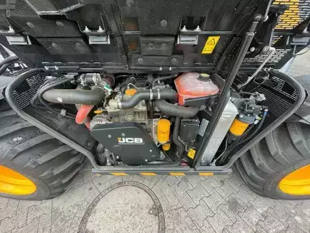Pelle sur pneus 2025 JCB Hydradig 110W / POTHOLE PRO / nur 79h! / 2025 (6)