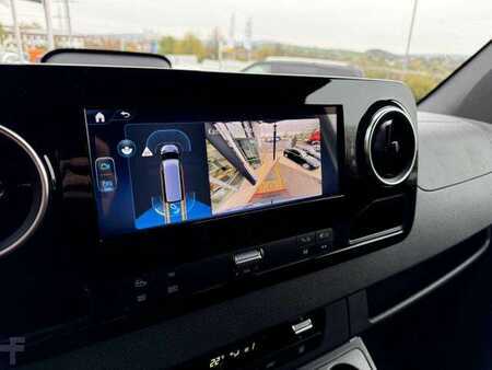 Outro 2025 Mercedes-Benz Sprinter 319 CDI 4x4 3665 Klima Standheiz AHK (13)