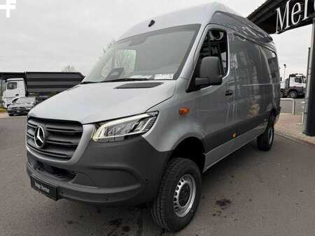 Outro 2025 Mercedes-Benz Sprinter 319 CDI 4x4 3665 Klima Standheiz AHK (3)