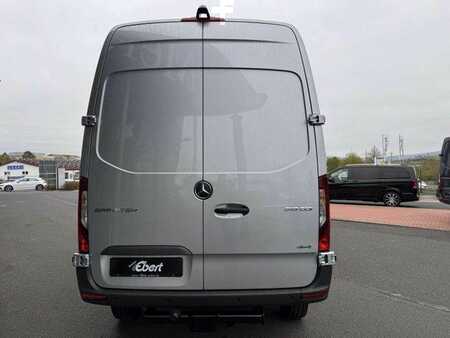 Outro 2025 Mercedes-Benz Sprinter 319 CDI 4x4 3665 Klima Standheiz AHK (5)