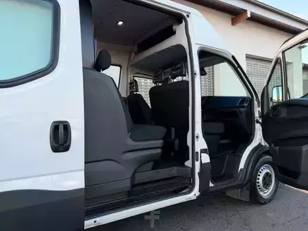 Other 2022 Iveco Daily 35S14H CRV , Crewcab, 7-Sitze, Klima (14)