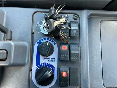 Chargeuse sur pneus 2005 Komatsu WA 250 PT - 5H / 12.390h / (20)