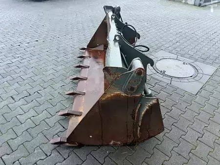 Vedlegg 0 Zettelmeyer Klappschaufel 4in1 Schaufel / Volvo / CAT / JCB (7)