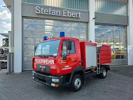 Outro 2005 MAN 8.150 Feuerwehr Schaum-Löschfahrzeug SLF 25/25 (1)