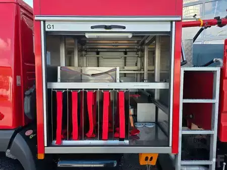 Outro 2005 MAN 8.150 Feuerwehr Schaum-Löschfahrzeug SLF 25/25 (11)