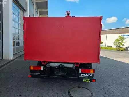 Outro 2005 MAN 8.150 Feuerwehr Schaum-Löschfahrzeug SLF 25/25 (8)