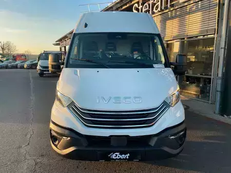Pozostałe 0 Iveco Daily 35S18 HA8 3.0L *R3.520mm*Automatik*Kamera* (2)