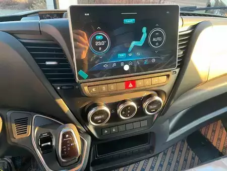 Pozostałe 0 Iveco Daily 35S18 HA8 3.0L *R3.520mm*Automatik*Kamera* (20)