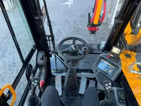 Mobil gravemaskin 2024 JCB Hydradig Pro / Skid-Steer-Aufnahme / 375h / 2024 (15)