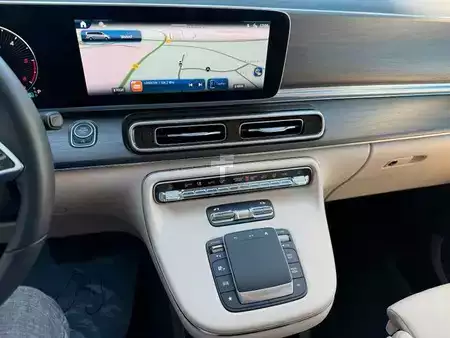 Ostatní 2025 Mercedes-Benz V 250 d AVA DISTRONIC AHK2,5to elektr Türen 360 (12)