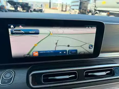 Ostatní 2025 Mercedes-Benz V 250 d AVA DISTRONIC AHK2,5to elektr Türen 360 (13)