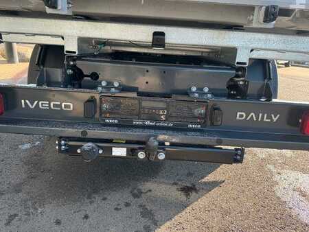 Autres 0 Iveco Daily 70C18 H 3.0L *R3.750mm*AHK*Sperre*Standh* (14)