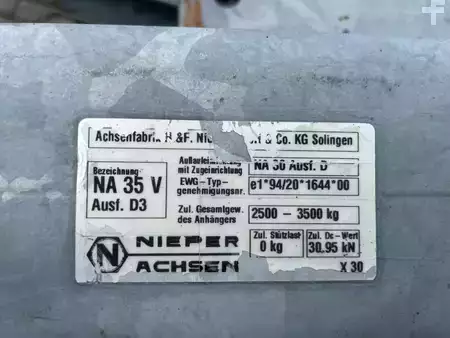 Outro 2018 Pefra Anhänger 3100 / Länge: 2,55 m / 2.810 kg / 2018 (15)