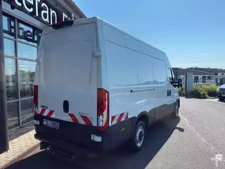 Andet 2023 Iveco Daily 35S14 *R3.520mm*AHK*Kamera* (9)