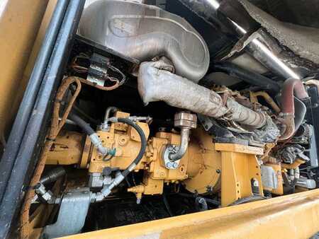 Caterpillar MH3024 / MH 3024 / Greifer / 2018 / 10.735h