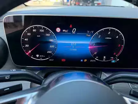 Ostatní 2025 Mercedes-Benz V 300 d 4MATIC AVA Extral AHK DISTRONIC Standh (19)