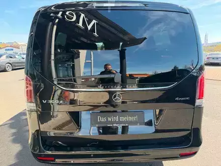 Ostatní 2025 Mercedes-Benz V 300 d 4MATIC AVA Extral AHK DISTRONIC Standh (5)