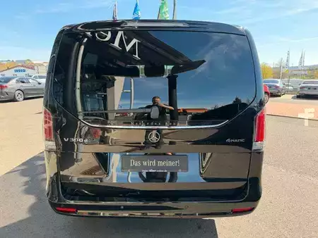 Ostatní 2025 Mercedes-Benz V 300 d 4MATIC AVA Extral AHK DISTRONIC Standh (6)