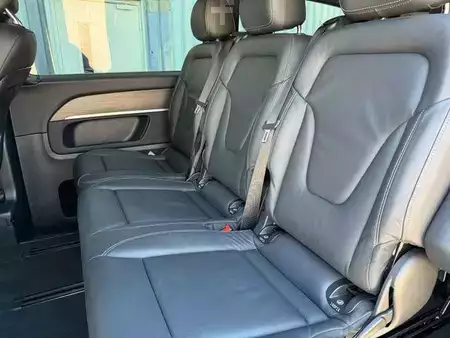 Ostatní 2025 Mercedes-Benz V 300 d 4MATIC AVA Extral AHK DISTRONIC Standh (9)