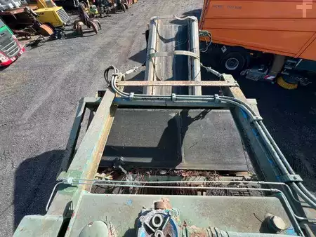 Pozostałe 2006 Terex Pegson AX 877 / 7.913h (18)