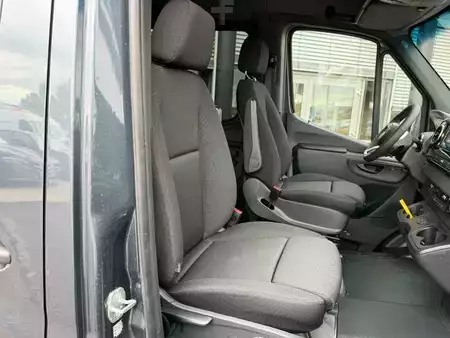 Outro 2026 Mercedes-Benz Sprinter 317 CDI 9G SELECT Stdh Dachklima LED (14)