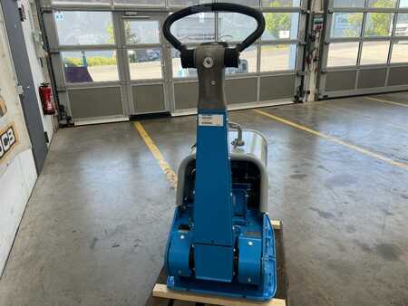 Egyéb 0 Weber CR 7 WSA Rüttelplatte / Hatz-Diesel / 484 kg / NEU (5)