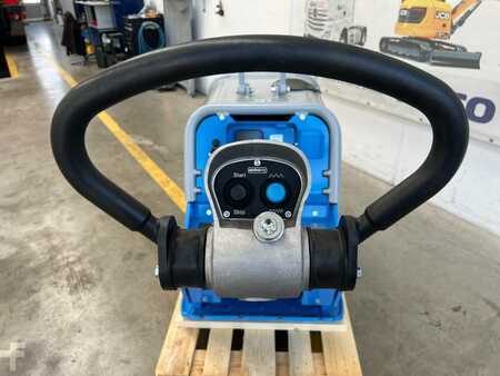 Egyéb 0 Weber CR 9 WSA Rüttelplatte / Hatz-Diesel / 743 kg (10)