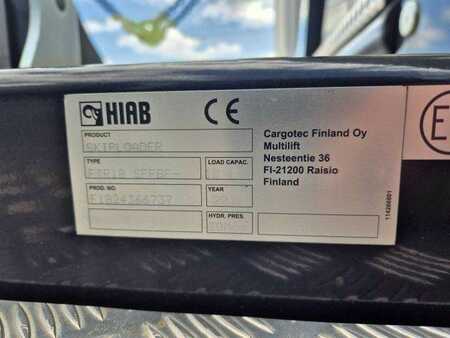 Iveco X-Way AD280X42 Y/PS ON Hiab FTR18 Funk Intarder