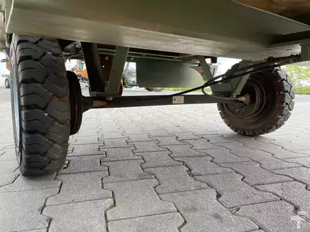 Outro 2018 Pefra Anhänger 3100 / Länge: 2,55 m / 2.810 kg / 2018 (13)