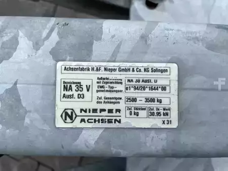 Outro 2018 Pefra Anhänger 3100 / Länge: 2,55 m / 2.810 kg / 2018 (15)