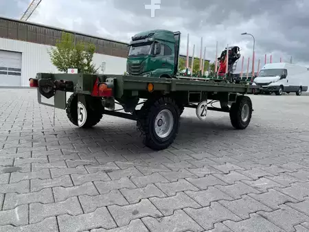 Outro 2018 Pefra Anhänger 3100 / Länge: 2,55 m / 2.810 kg / 2018 (5)