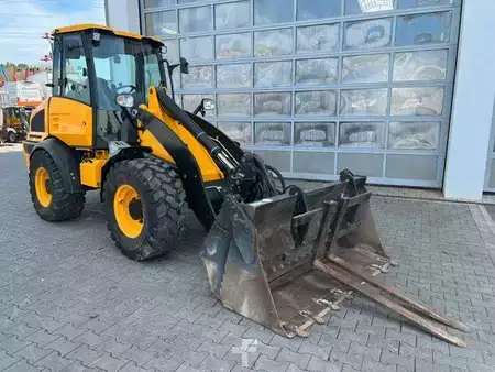 Hjullaster 2021 JCB 409 SV / nur 2.496h / Klima Klappschaufel Gabel (10)