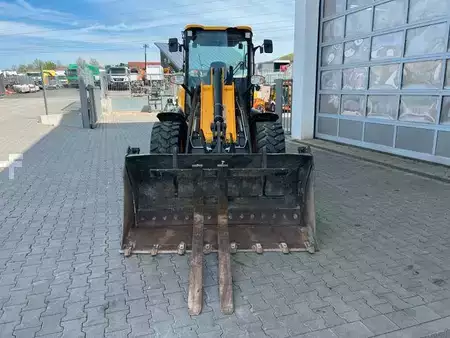 Hjullaster 2021 JCB 409 SV / nur 2.496h / Klima Klappschaufel Gabel (9)