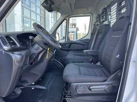 Other 0 Iveco Daily 35S16 3.0L *R3.750mm*AHK* 2x (8)