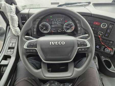 Iveco X-Way AD200X48 HR OFF 4x2 Meiller Intarder 2x