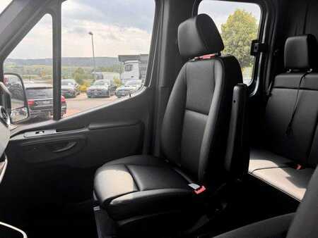 Pozostałe 2025 Mercedes-Benz Sprinter 319 CDI 4x4 DoKa AHK3,5 Klima Kamera (10)
