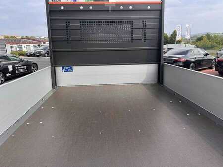Pozostałe 2025 Mercedes-Benz Sprinter 319 CDI 4x4 DoKa AHK3,5 Klima Kamera (7)
