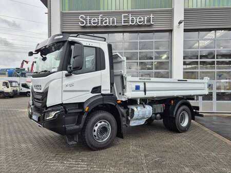 Iveco AD200X40 HR OFF 4x2 Meiller Dreiseitenkipper AHK