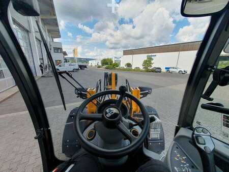 Pale Gommate 2025 JCB 407 SV / Neufahrzeug / Gabel (10)