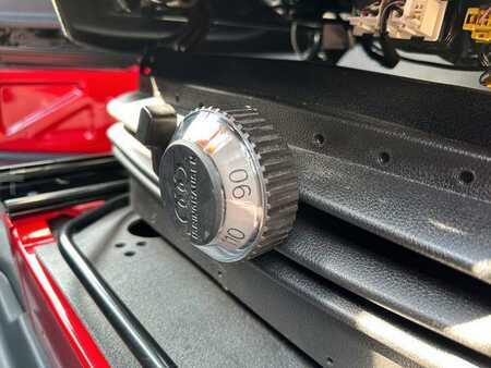 Outro 2024 Mercedes-Benz Sprinter 319 CDI 4x4 DoKa Klima AHK3,5to (13)