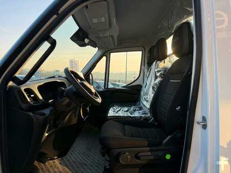 Autres 0 Iveco Daily 60C18 H 3-S.-Kipper *R3.450mm*2xAHK* (12)