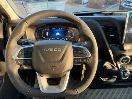 Autres 0 Iveco Daily 60C18 H 3-S.-Kipper *R3.450mm*2xAHK* (13)