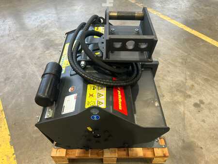 Ostatní 0 Seppi M. H3 085 direct Schlegelmulcher / lagernd / NEU (5)