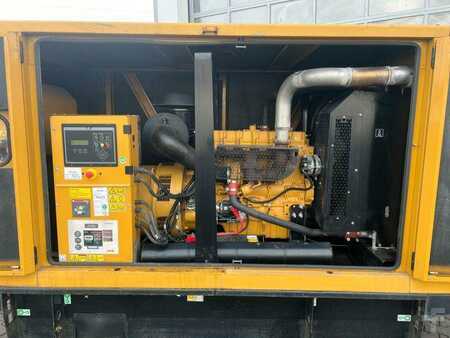 Miscelaneo 2017 Caterpillar DE200E3 Stromerzeuger / 180KVA / 2017 / 12.921h (10)