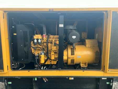 Miscelaneo 2017 Caterpillar DE200E3 Stromerzeuger / 180KVA / 2017 / 12.921h (11)