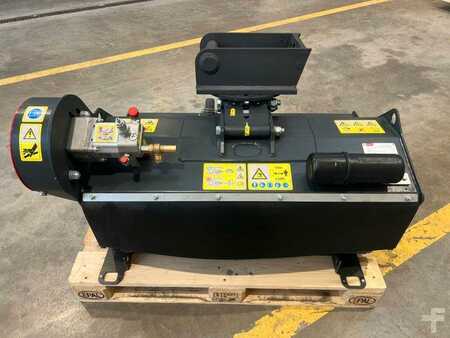 Pozostałe 0 Seppi M. H3 105 / Schlegelmulcher 2-5to lagernd! (7)