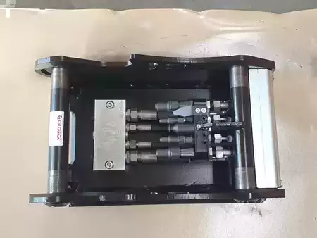 Vedlegg 0 OilQuick OQ45-5 Adapterplatte für Westtech & mehr / NEU (9)