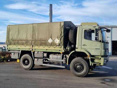 Other 2007 Mercedes-Benz Axor 1829 A 4x4 Pritsche/Plane 10 Stück (4)
